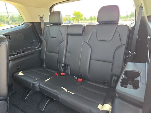 Certified 2024 Kia Telluride S w/ S Sunroof Package AWD/4WD image 36