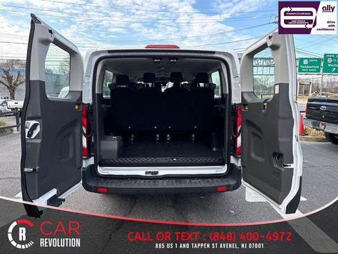Used 2022 Ford Transit 350 XLT RWD image 34