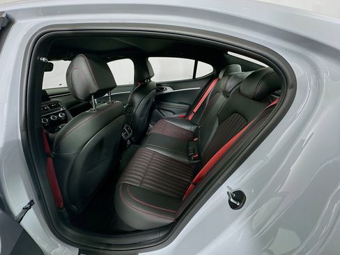 Used 2023 Genesis G70 2.0T w/ Sport Prestige Package image 30