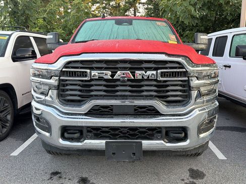 Used 2026 RAM 2500 Big Horn AWD/4WD image 2