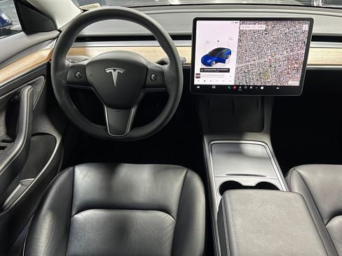 Used 2022 Tesla Model 3 image 24