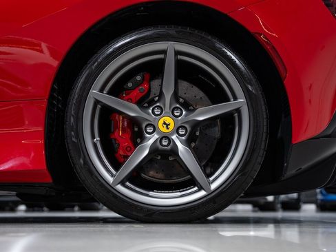 Used 2021 Ferrari F8 Tributo image 48