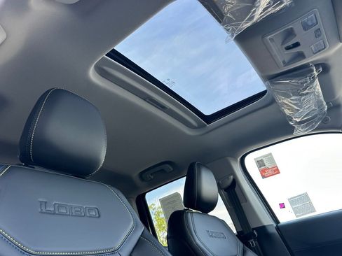 New 2026 Ford Maverick Lobo image 16