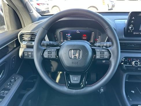 New 2025 Honda Pilot Black Edition image 21