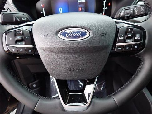 Used 2023 Ford Escape Active AWD/4WD image 17