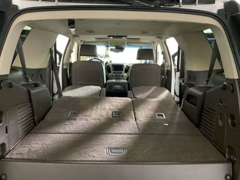 Used 2018 GMC Yukon Denali w/ Open Road Package AWD/4WD image 39