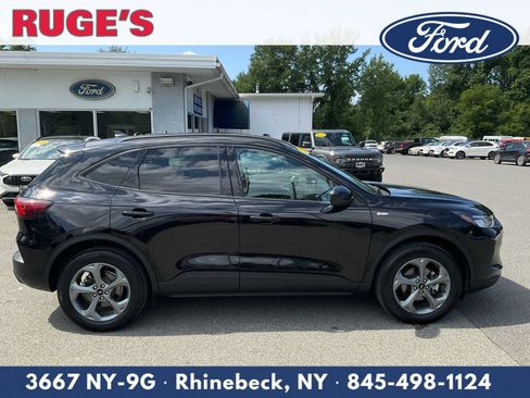 Used 2025 Ford Escape ST-Line Select AWD/4WD image 2
