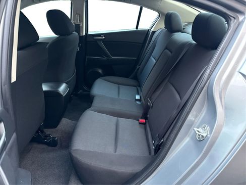 Used 2011 MAZDA MAZDA3 i Touring image 10