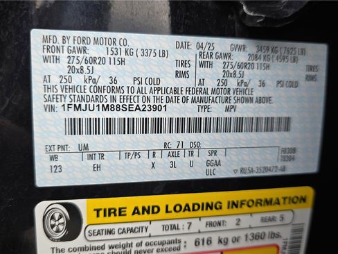 Used 2025 Ford Expedition Platinum AWD/4WD image 30