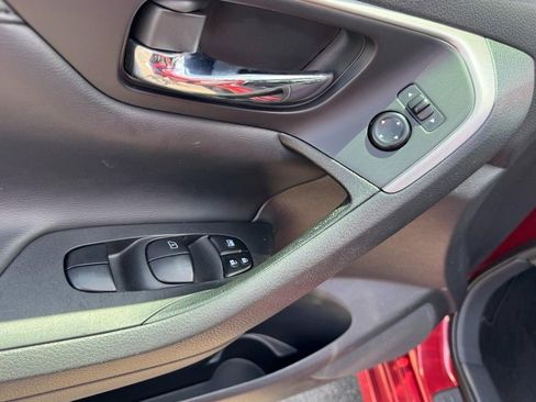 Used 2015 Nissan Altima 2.5 S w/ Special Edition Package FWD image 16