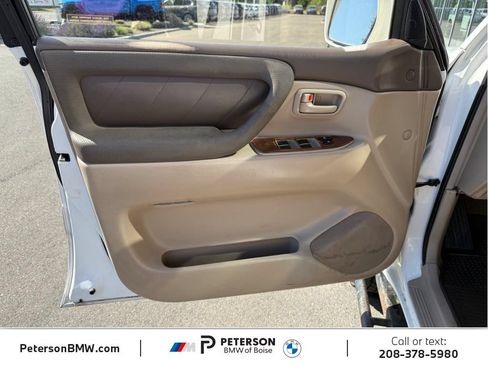 Used 2002 Toyota Land Cruiser AWD/4WD image 13