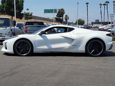 New 2025 Chevrolet Corvette E-Ray image 25