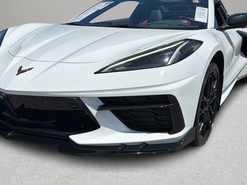 Used 2024 Chevrolet Corvette Stingray Preferred Conv w/ Stealth Interior Trim Package RWD image 32