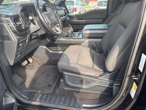 Certified 2022 Ford F150 XLT w/ Equipment Group 302A High image 8