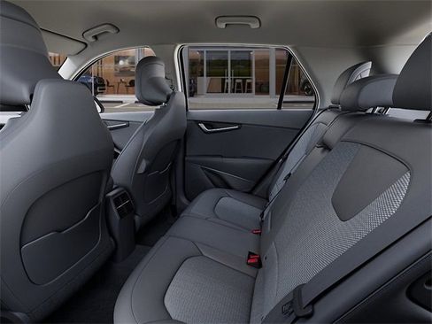 New 2025 Kia Niro EX image 18