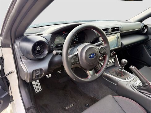 Used 2024 Subaru BRZ Premium image 9