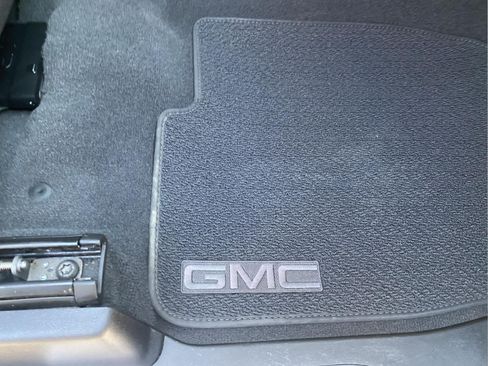 Certified 2024 GMC Sierra 1500 Denali AWD/4WD image 39