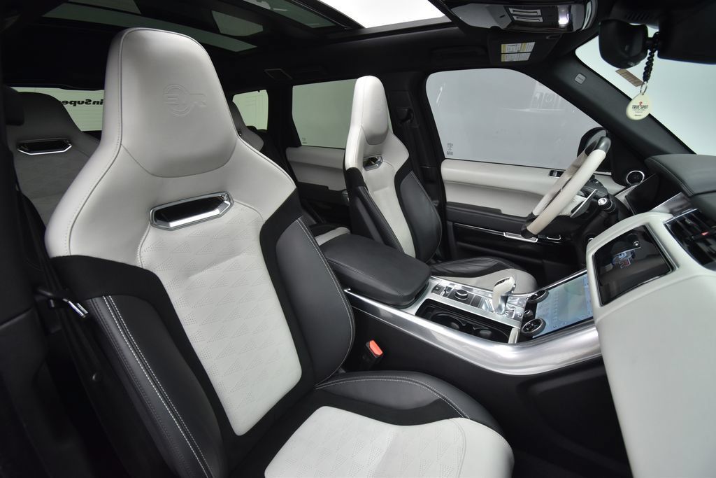 Used 2019 Land Rover Range Rover Sport SVR AWD/4WD image 15
