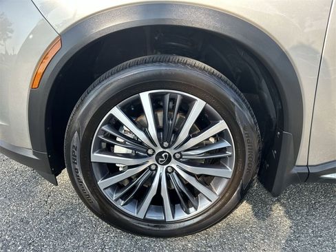 Certified 2024 INFINITI QX60 Autograph w/ Cargo Package image 10