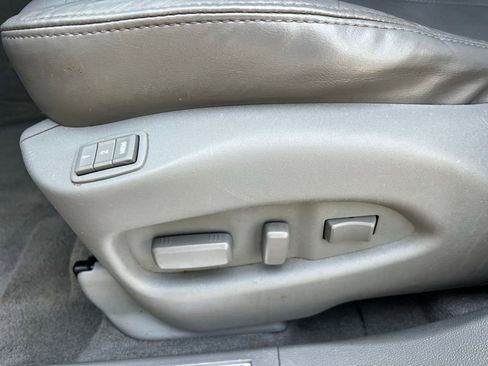 Used 2011 Cadillac SRX Premium AWD/4WD image 28