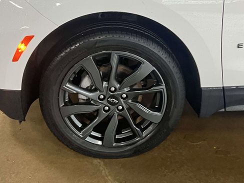 Used 2023 Chevrolet Equinox RS w/ LPO, Floor Liner Package FWD image 25