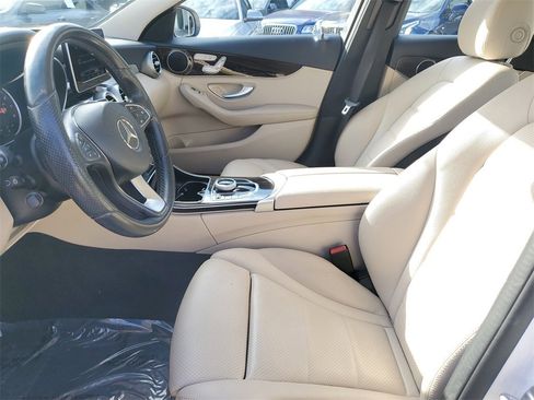 Used 2017 Mercedes-Benz C 300 4MATIC Sedan image 18