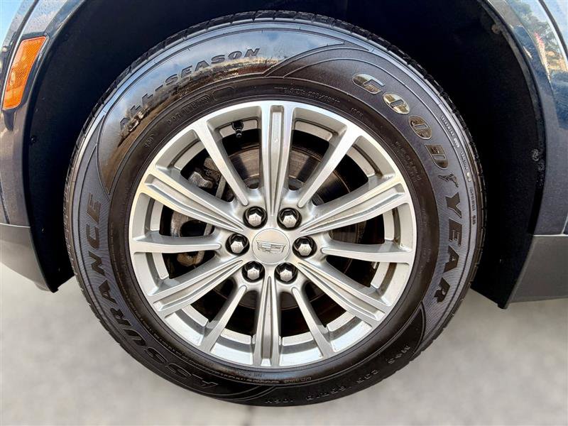 Used 2017 Cadillac XT5 Luxury w/ Driver Awareness Package FWD image 32