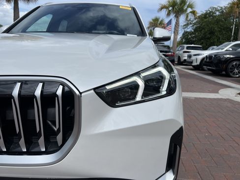 Certified 2025 BMW X1 xDrive28i AWD/4WD image 6