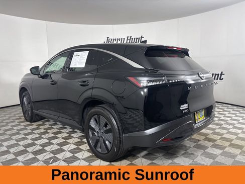 Used 2025 Nissan Murano SL image 7