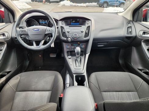 Used 2017 Ford Focus SE image 8