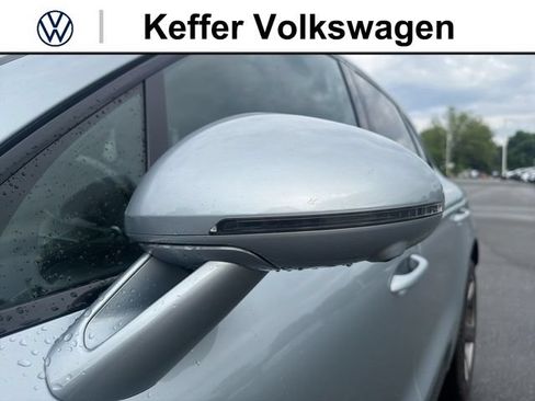 Used 2022 Porsche Macan S AWD/4WD image 10