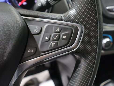 Used 2023 Chevrolet Equinox LT AWD/4WD image 36