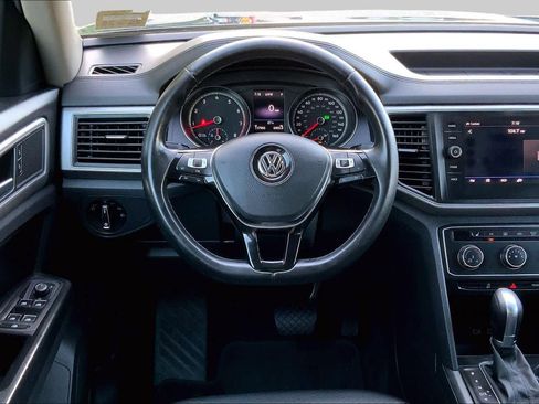 Used 2018 Volkswagen Atlas SE AWD/4WD image 6