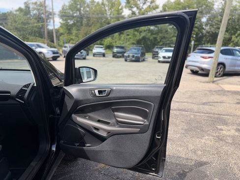 Used 2020 Ford EcoSport Titanium AWD/4WD image 24