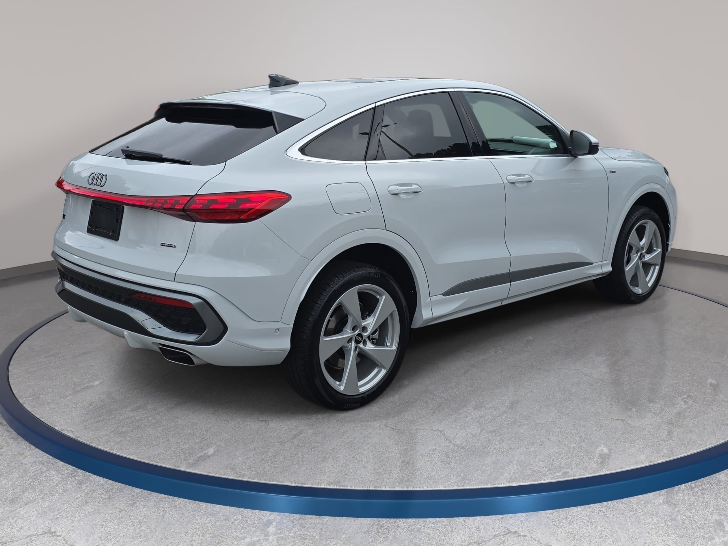 New 2026 Audi Q5 Premium Plus AWD/4WD image 5