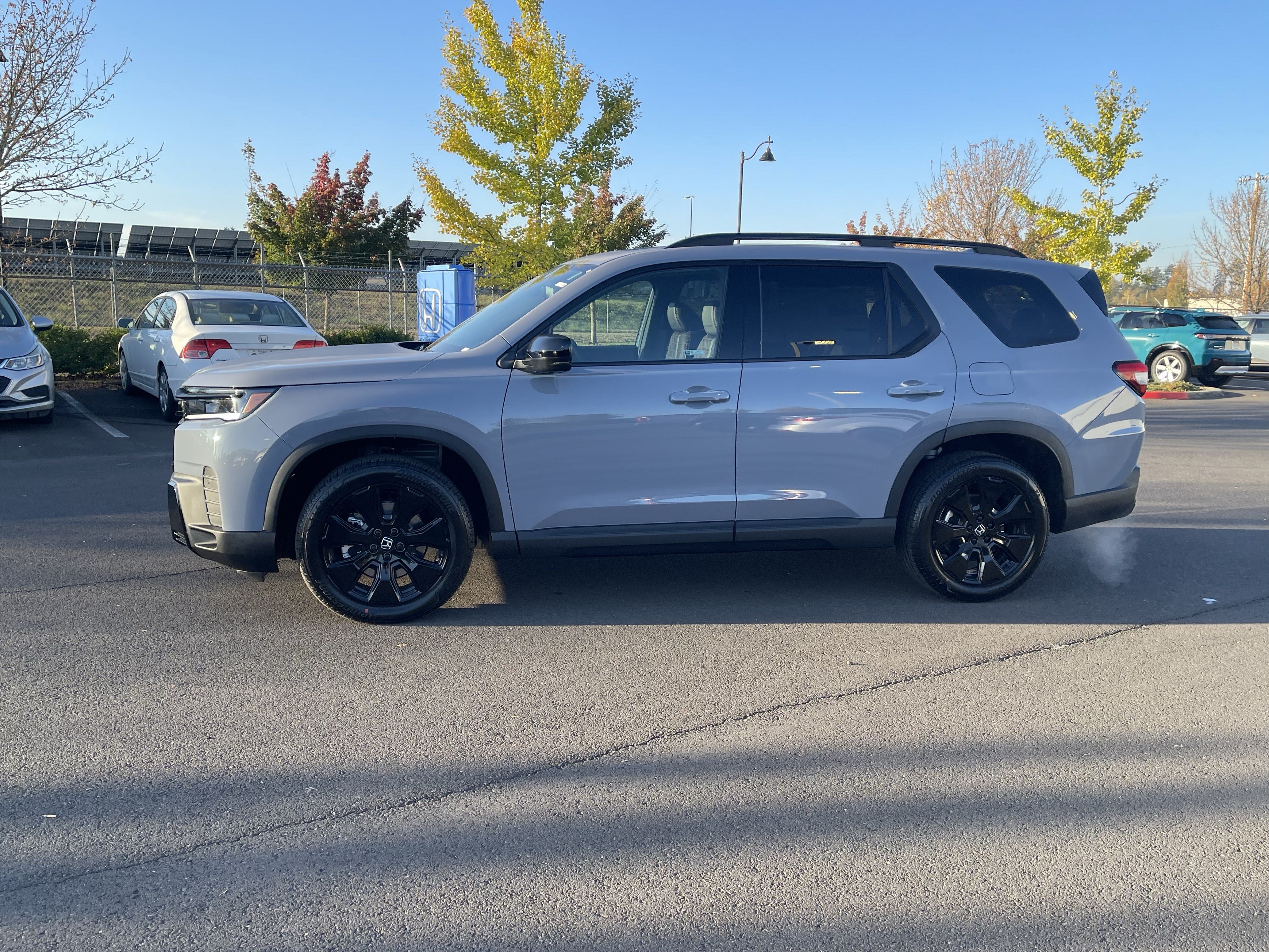 New 2026 Honda Pilot Black Edition image 2