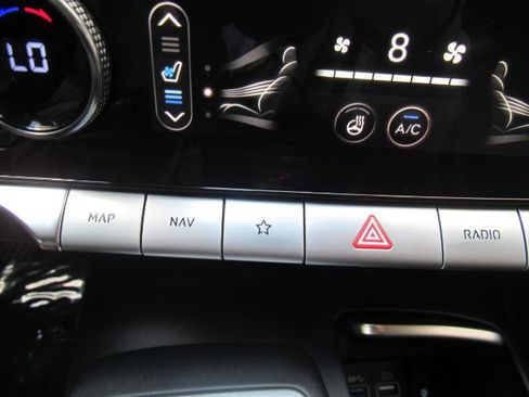 Used 2023 Genesis GV70 2.5T w/ Select Package image 51