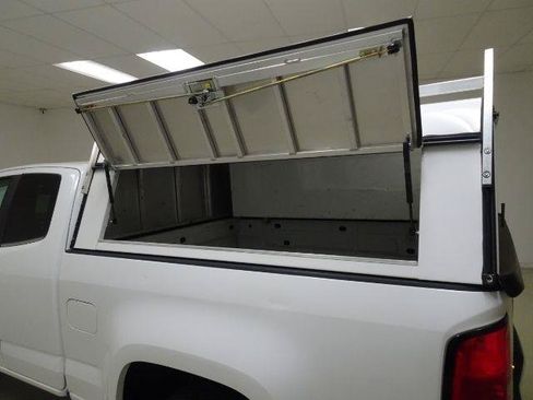 Used 2020 Chevrolet Colorado LT w/ Safety Package RWD image 14