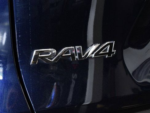 Used 2020 Toyota RAV4 XLE w/ All Weather Liner Package AWD/4WD image 14