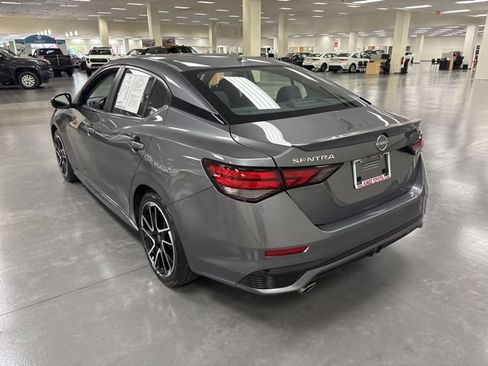 Used 2024 Nissan Sentra SR FWD image 5