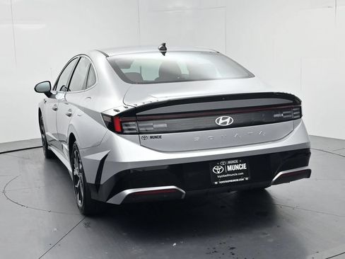 Used 2025 Hyundai Sonata SEL FWD image 6