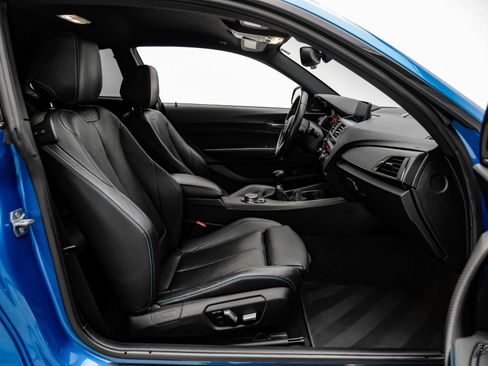 Used 2017 BMW M2 RWD image 51