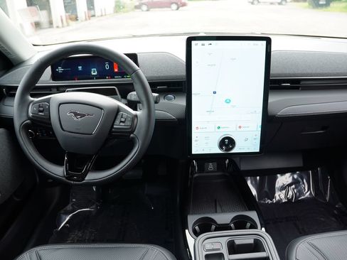 Certified 2025 Ford Mustang Mach-E Premium AWD/4WD image 18