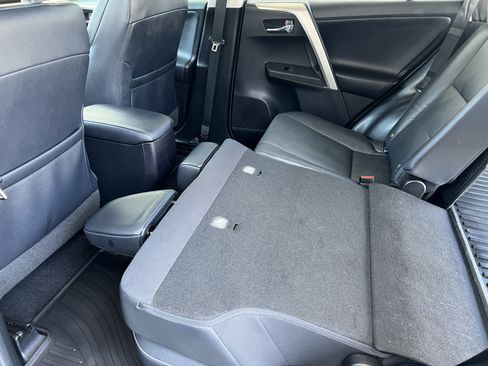 Used 2015 Toyota RAV4 Limited w/ Technology Package AWD/4WD image 18