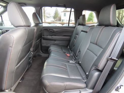 Certified 2023 Honda Passport TrailSport image 13