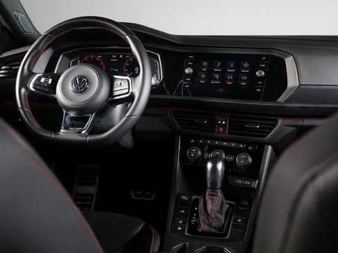 Used 2021 Volkswagen Jetta GLI Autobahn image 12
