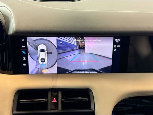 Certified 2023 Porsche Taycan image 18