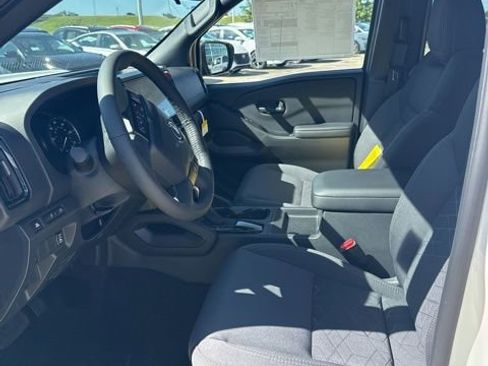 New 2026 Nissan Frontier SV w/ SV Convenience Package image 13