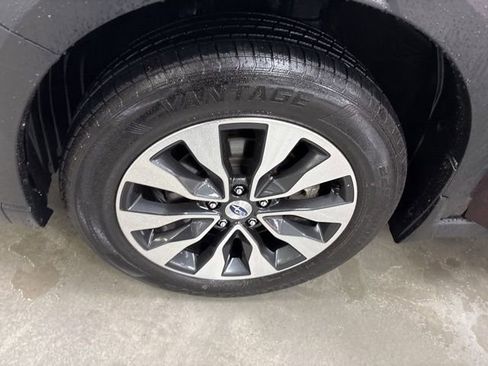 Used 2024 Subaru Outback Touring XT w/ Popular Package #2 image 31