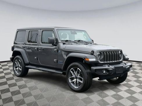 Used 2025 Jeep Wrangler Unlimited Sport S 4xe w/ Convenience Group image 1